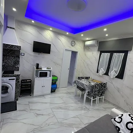 Testa House 2 0 Apartman Catania